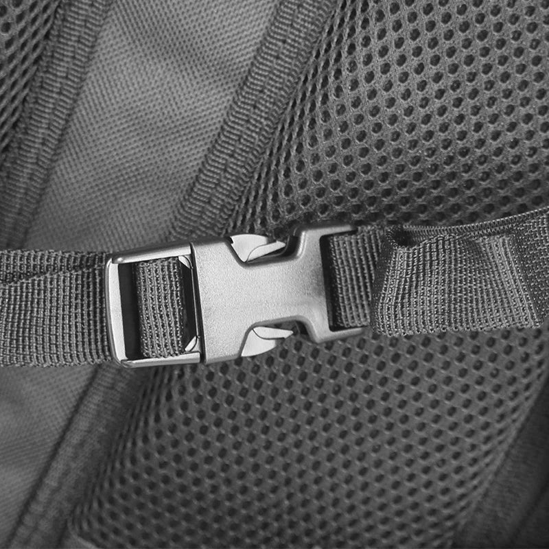 LT22003-Tactical EDC Backpack (MOLLE, Hydration Bladder Tube Port)