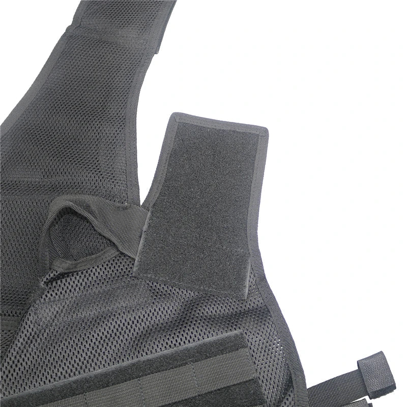 LQ11015-Multi-Pocket Mesh Ventilated Men Tactical Vest (Adjustable Straps)